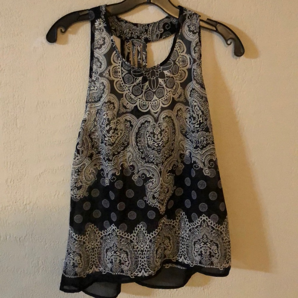 Cute pattered tank for summer!!